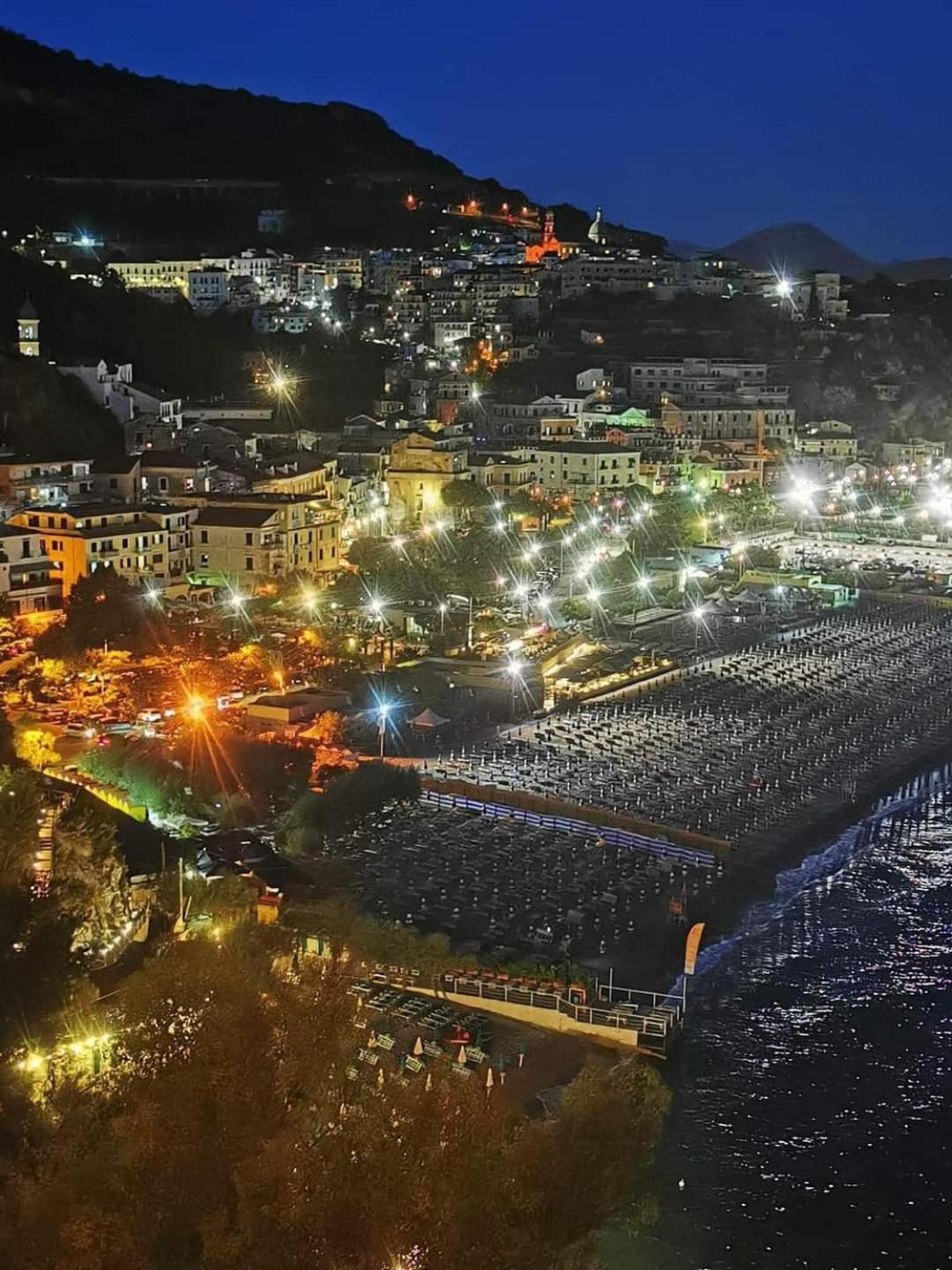 Апартаменти Approdo Di Marina В'єтрі Екстер'єр фото